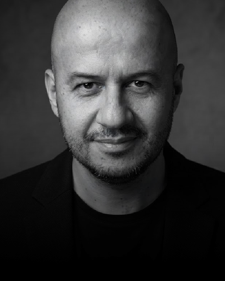 Retrato de Mauricio Flores, Senior Creative